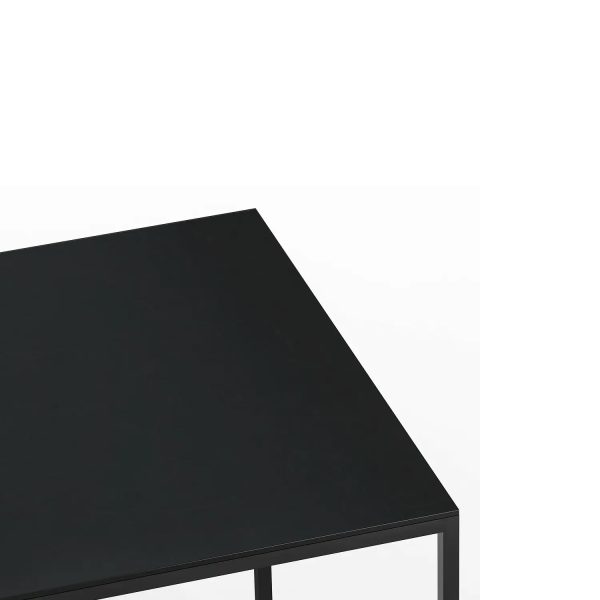 detalle superior mesa de centro negra