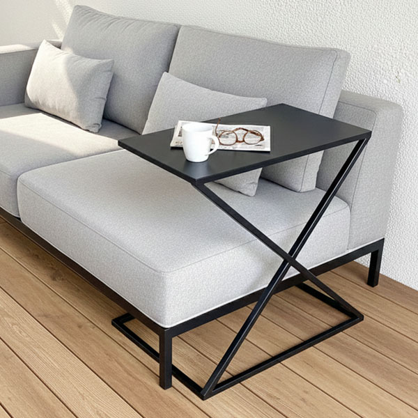 Mesa Auxiliar Metálica Tubinga / Colores 50x30x50