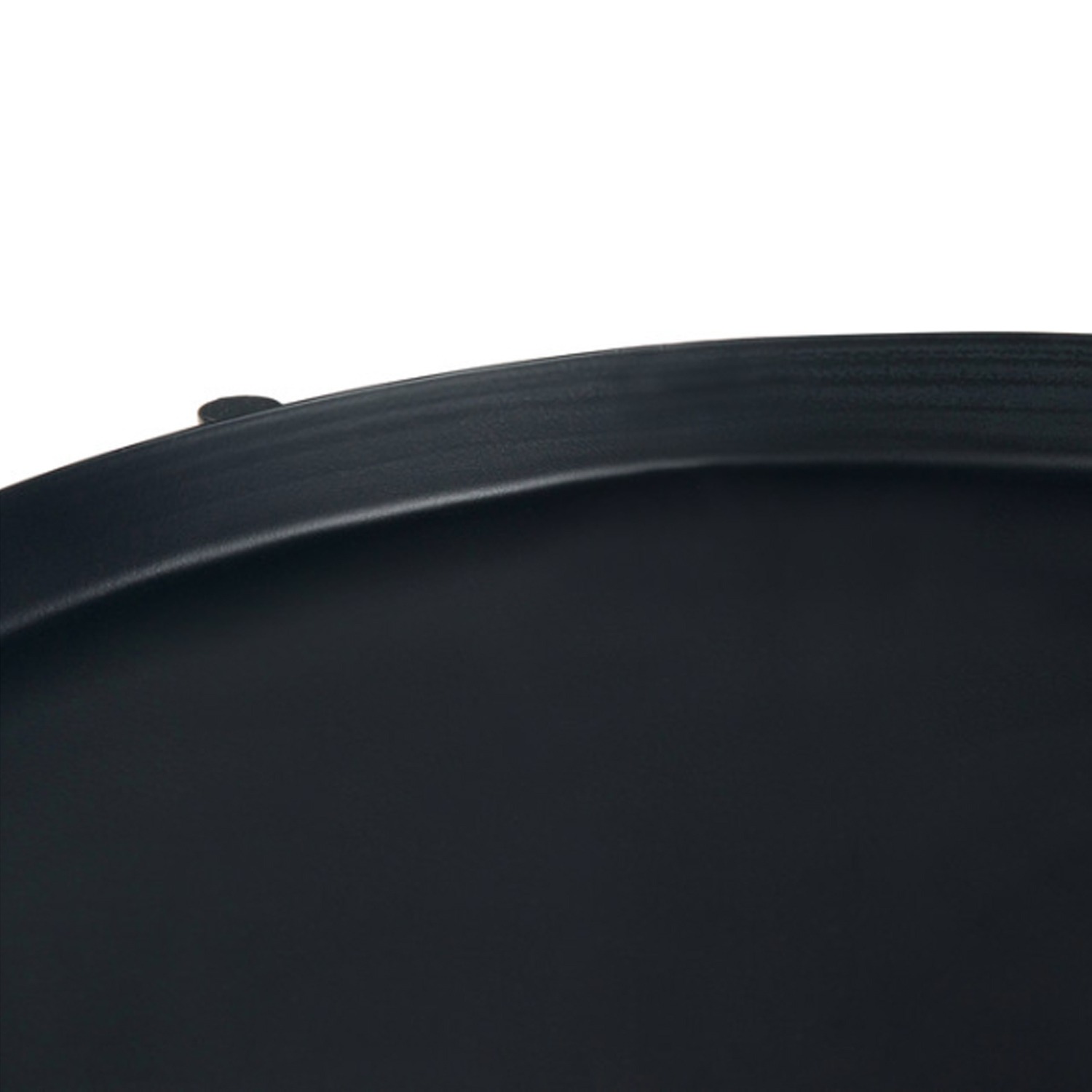 dertalle superior de la Mesa Auxiliar metálica Kabli color negro